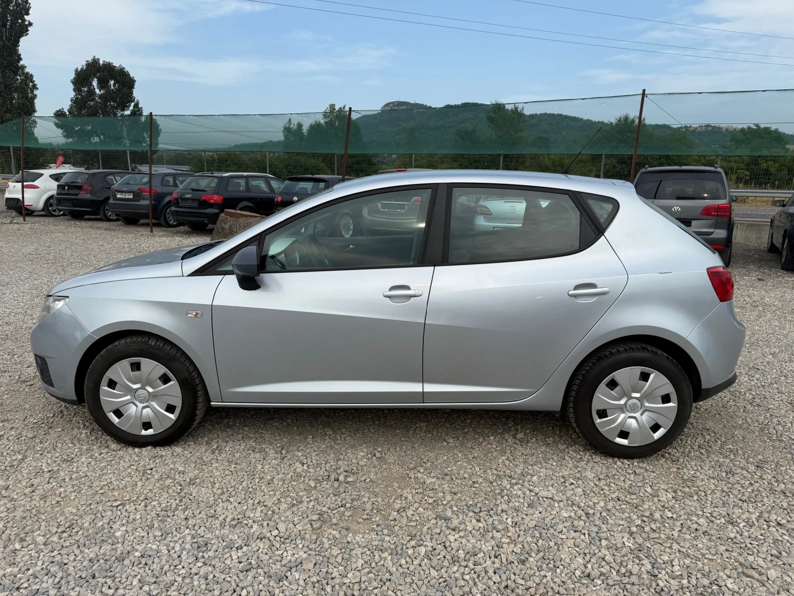 Seat Ibiza 1.4i-86PS - изображение 8
