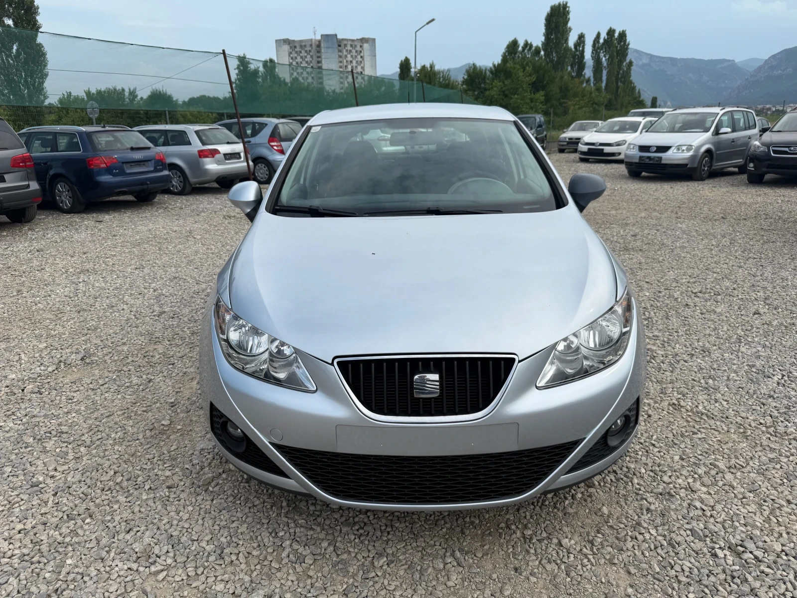 Seat Ibiza 1.4i-86PS - изображение 2