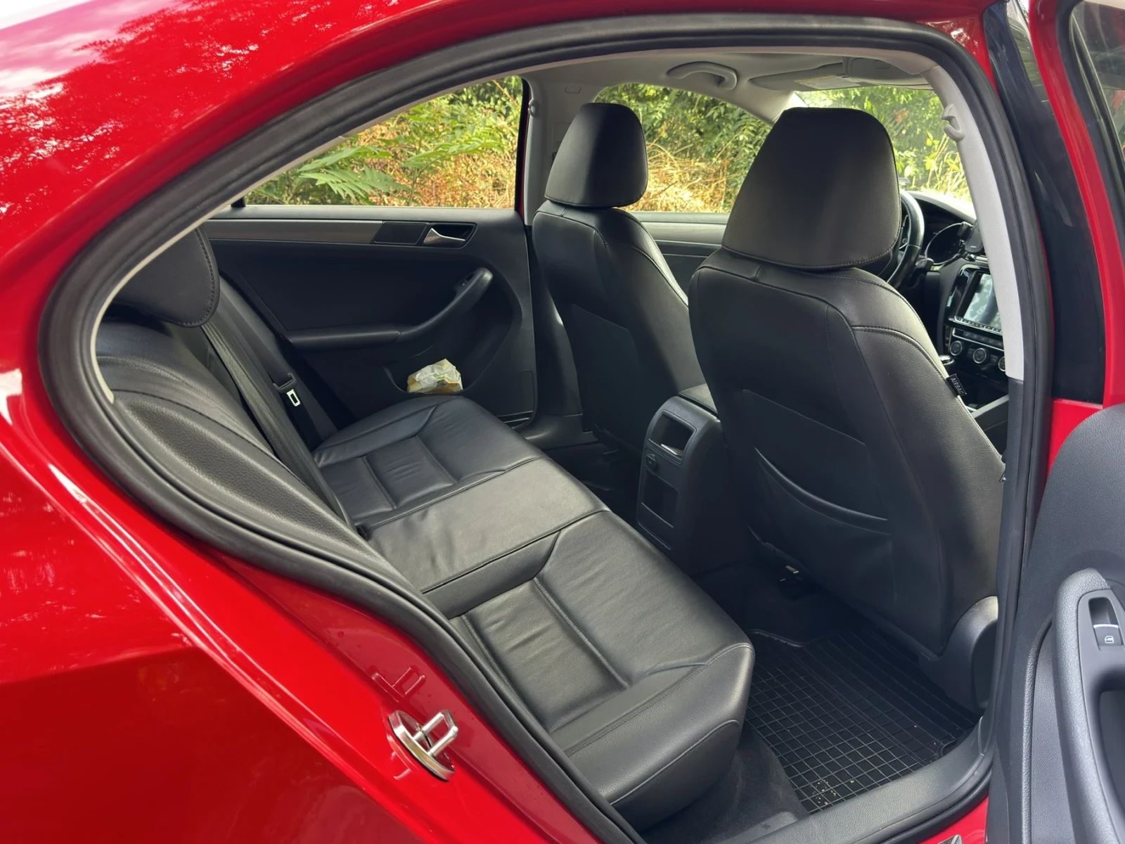 VW Jetta 2.0 TDI - изображение 8