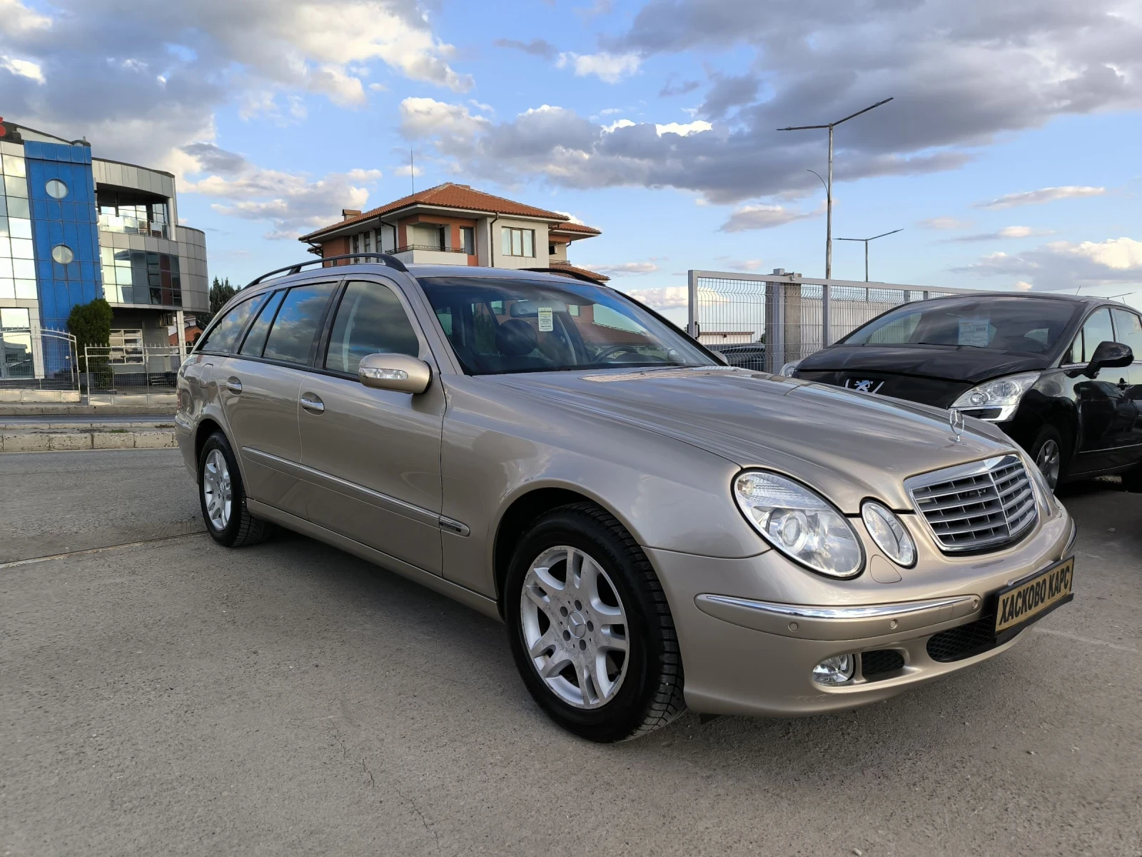Mercedes-Benz E 320  - изображение 3