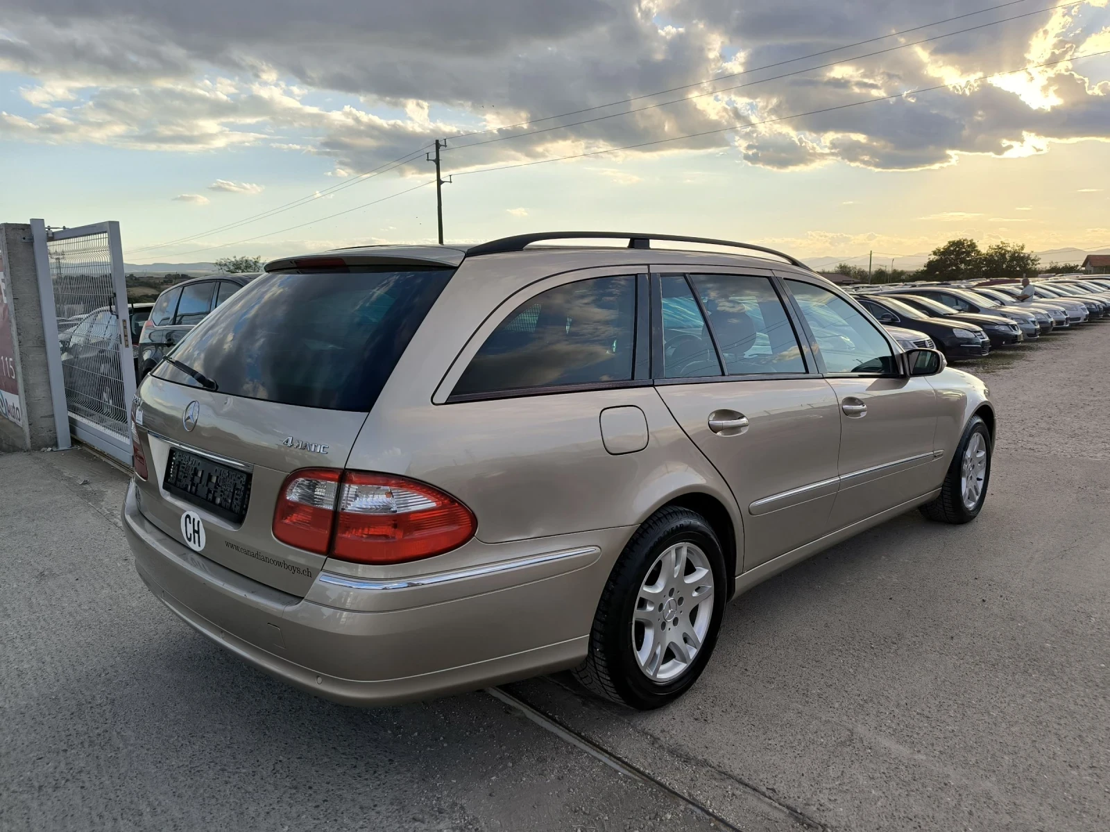 Mercedes-Benz E 320  - изображение 5