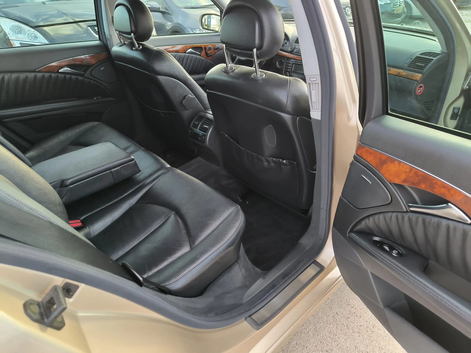 Mercedes-Benz E 320 | Mobile.bg — изображение 11