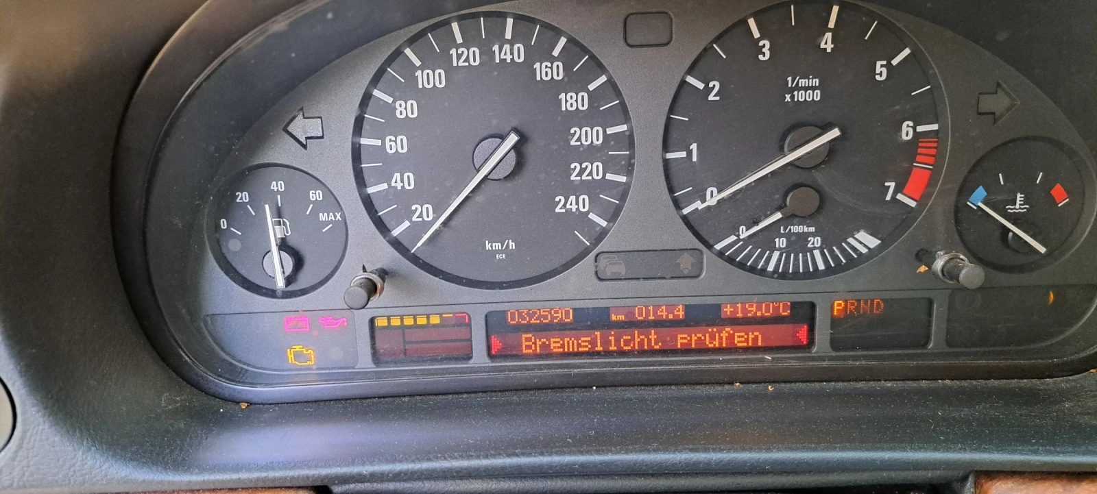 BMW 728  - изображение 8