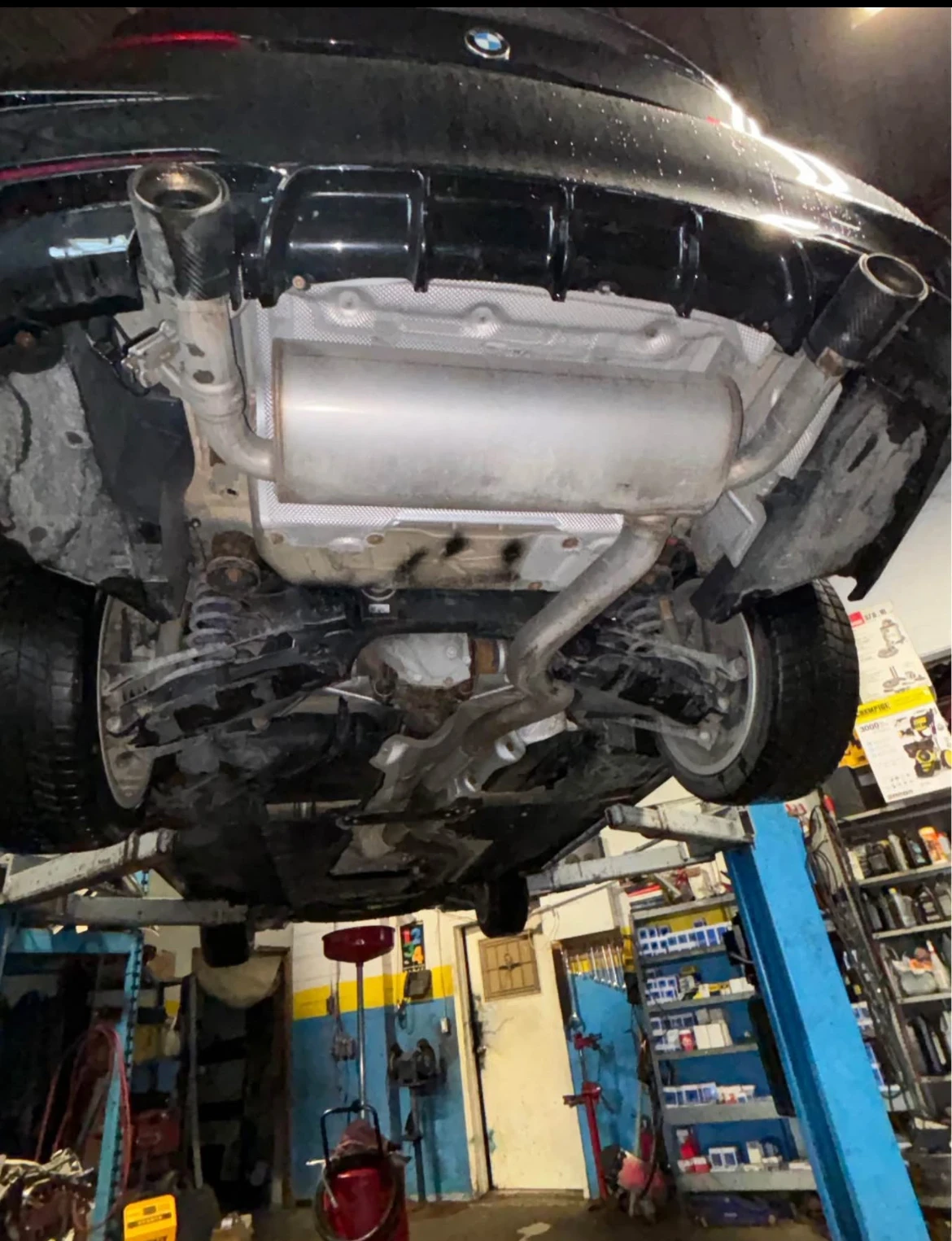 BMW 330 M Pack * * Изрядна история * * АВТО КРЕДИТ * *  - изображение 9