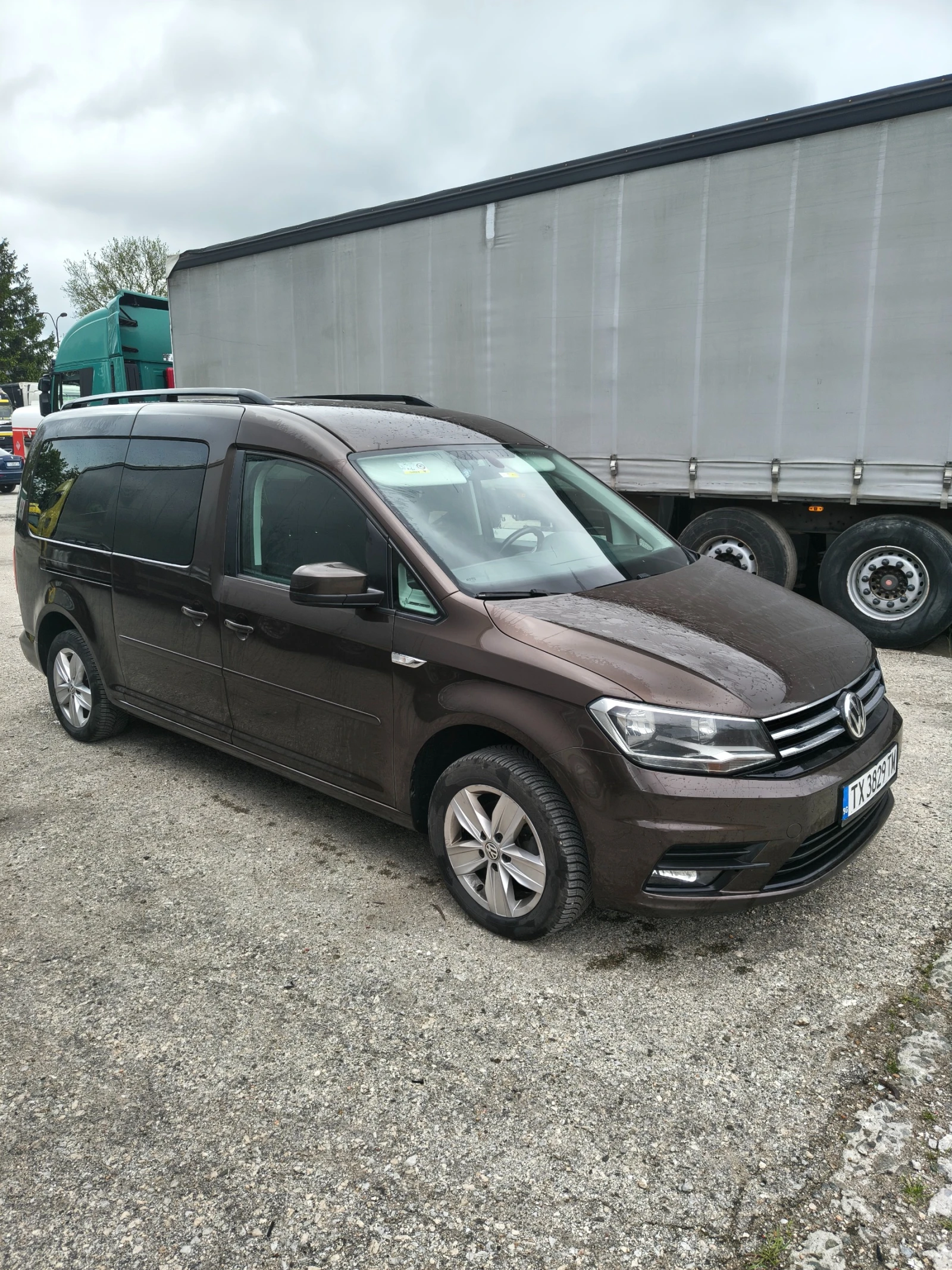 VW Caddy Maxi