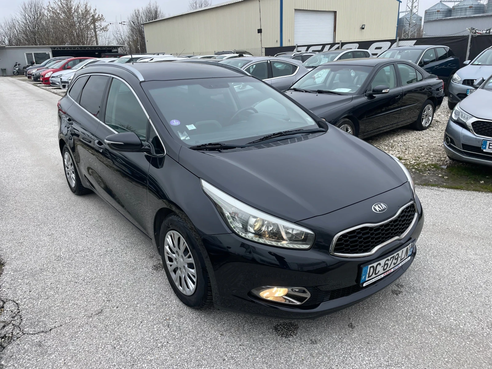 Kia Ceed 1.6 Top condition  - изображение 3