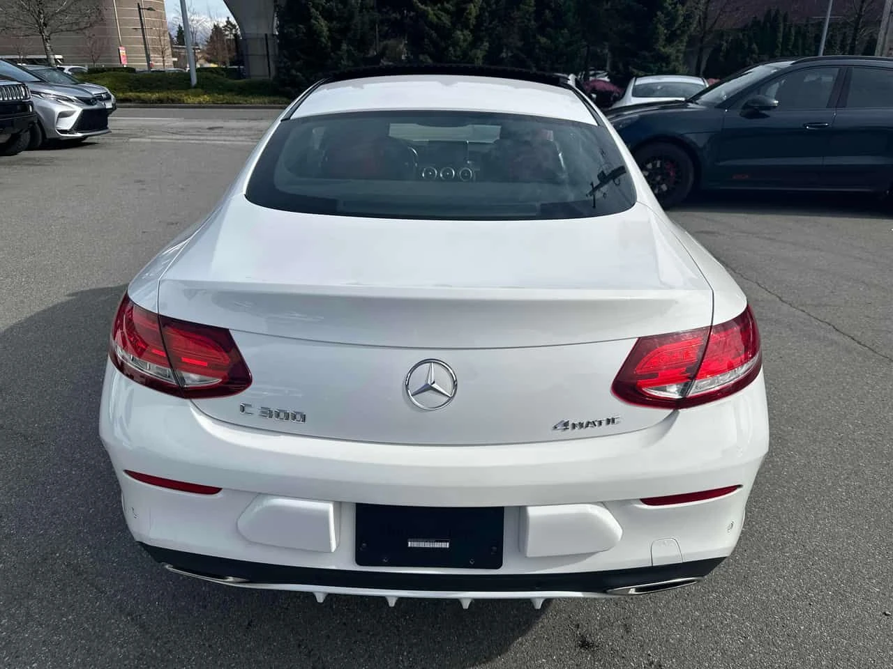 Mercedes-Benz C 300 * CARFAX * ЦЕНА ДО БГ, снимка 5 - Автомобили и джипове - 53863381