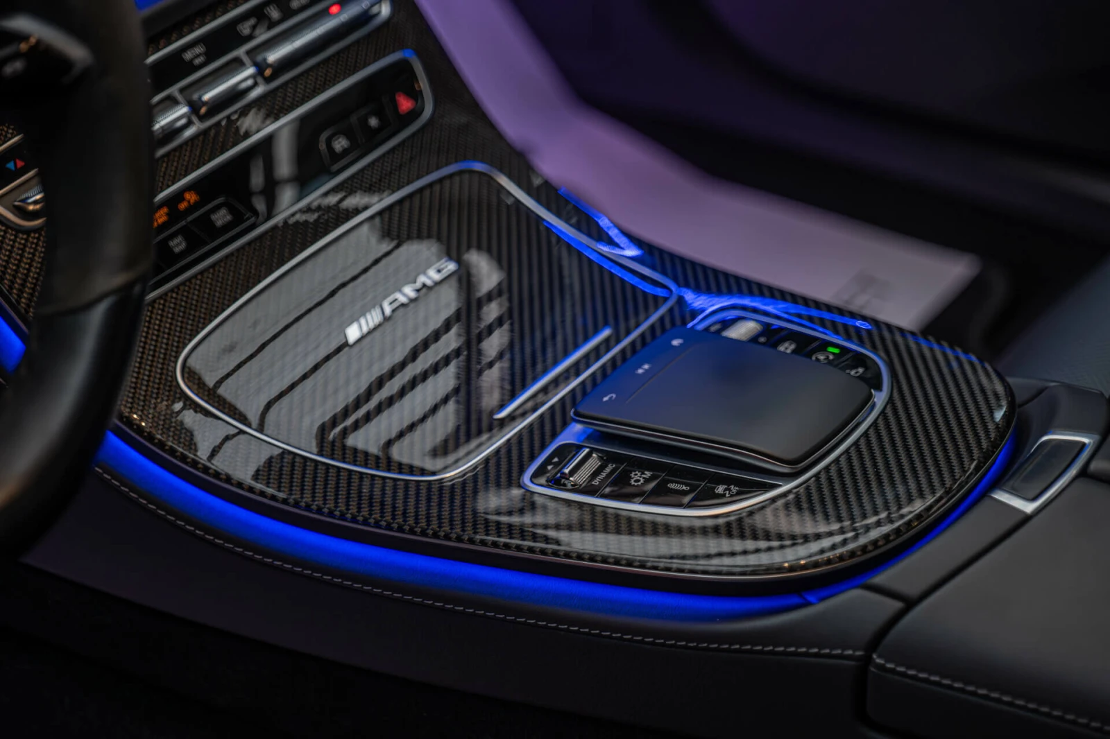 Mercedes-Benz E 63 AMG S/4M+ /Burmester/HuD/SpeedShift/360Камера/Карбон, снимка 10 - Автомобили и джипове - 53946950