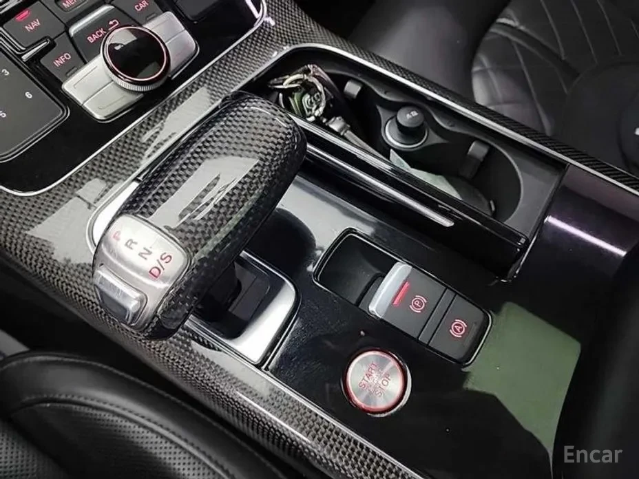 Audi S8 * CARBON * MATRIX * FULL, снимка 8 - Автомобили и джипове - 54353091