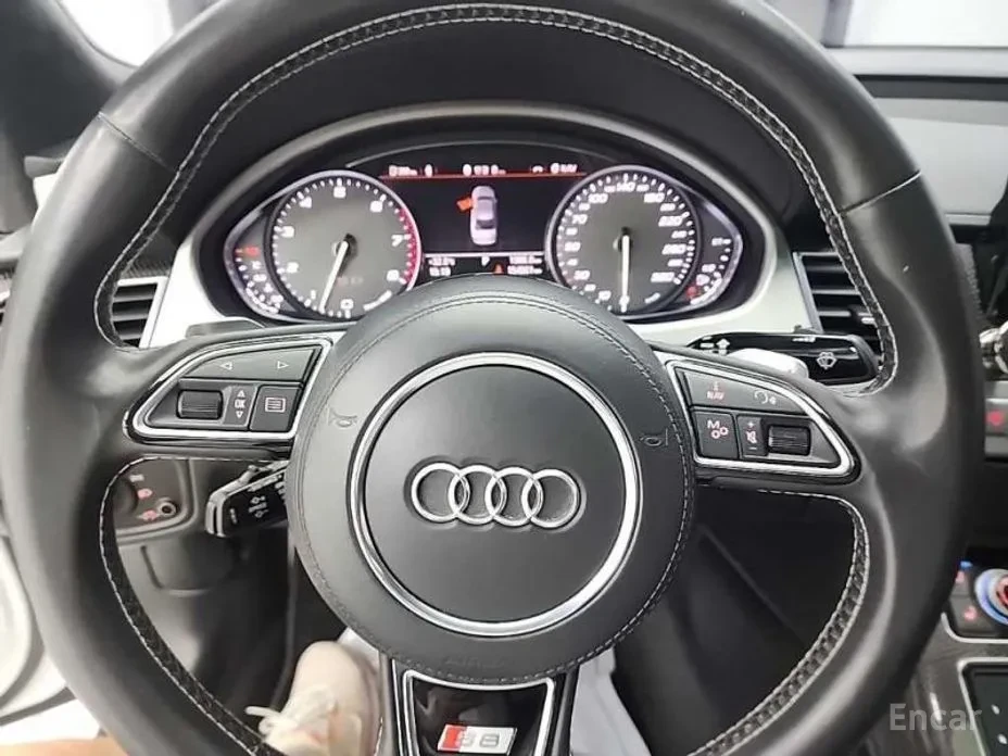 Audi S8 * CARBON * MATRIX * FULL, снимка 9 - Автомобили и джипове - 54353091