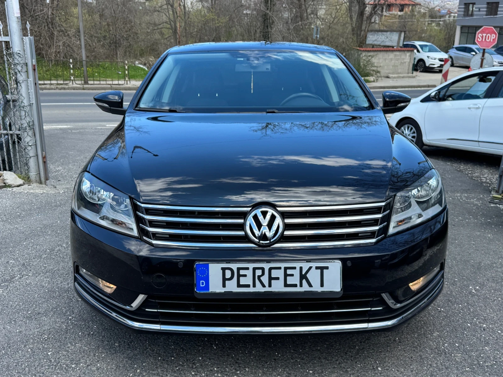 VW Passat 2.0TDI* DSG* Highline, снимка 2 - Автомобили и джипове - 54371753