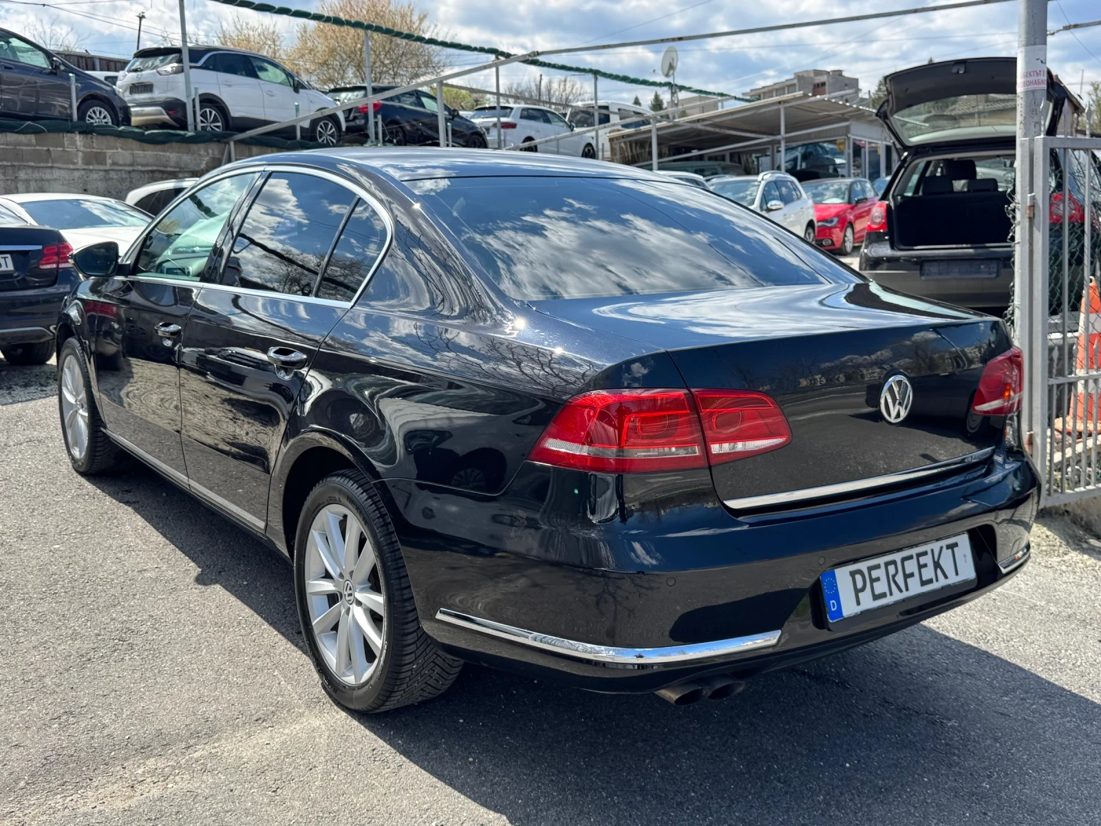 VW Passat 2.0TDI* DSG* Highline, снимка 5 - Автомобили и джипове - 54371753
