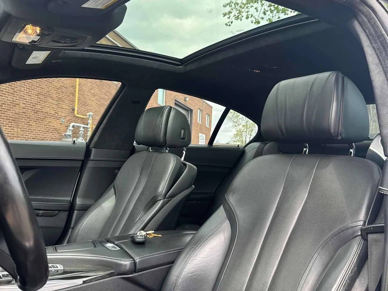 BMW 650 * 4dr Sdn xDrive AWD Gran Coupe * CARFAX * ЦЕНА ДО, снимка 13 - Автомобили и джипове - 54628066