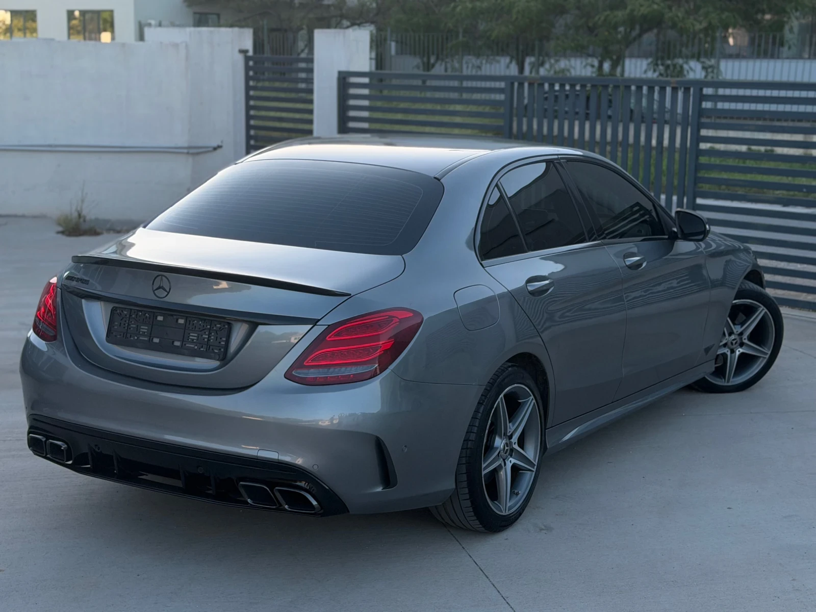 Mercedes-Benz C 220 AMG пакет / 2015 / 7G-Tronic, снимка 5 - Автомобили и джипове - 54715200