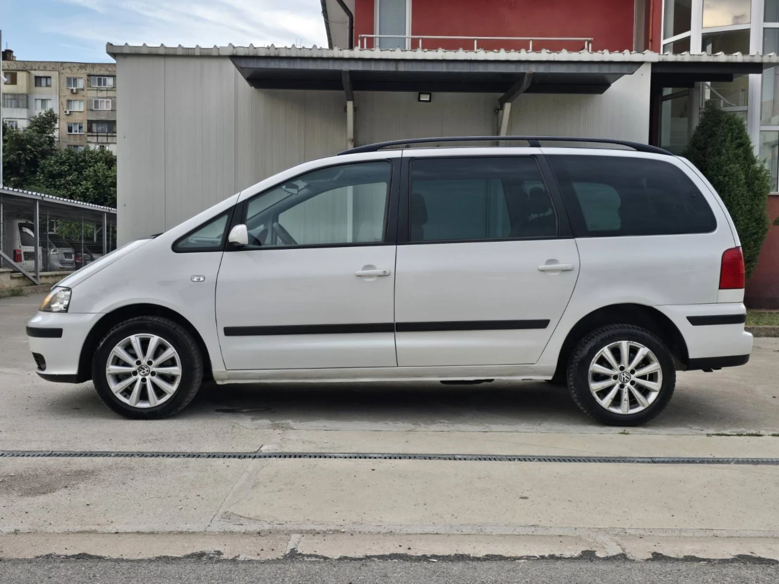 Seat Alhambra 1.9TDI 7МЕСТА , снимка 4 - Автомобили и джипове - 54925361