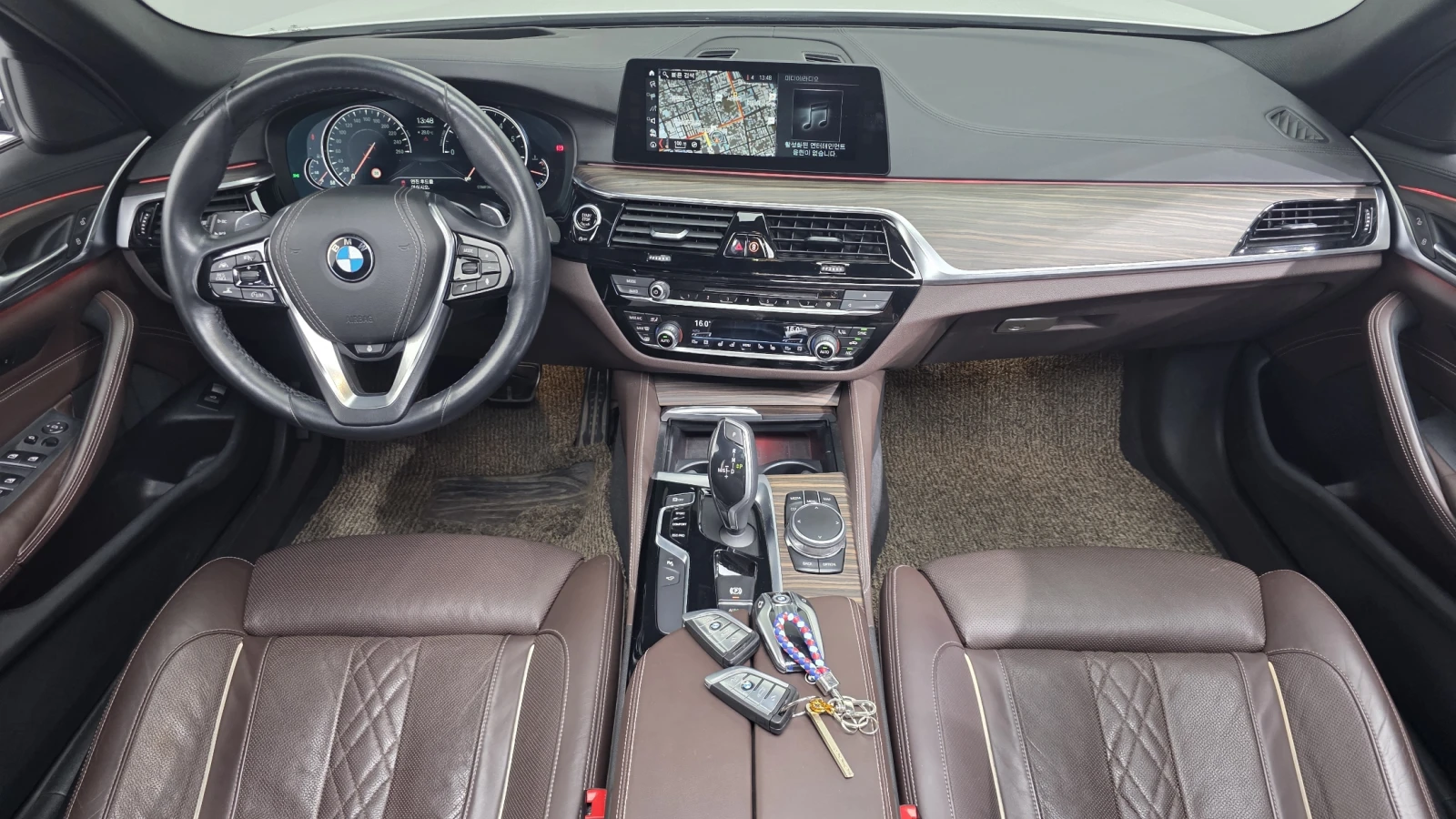 BMW 530 360* ЕЛ. БАГАЖНИК* HUD* BLIND SPOT* КРАЙНА ЦЕНА, снимка 7 - Автомобили и джипове - 55435480