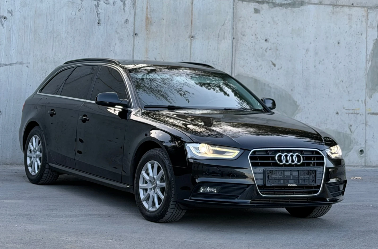 Audi A4 2.0TDi 143к.с * Face-Lift* * Ксенон* 