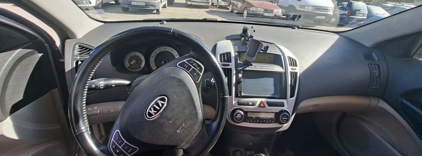 Kia Ceed, снимка 2 - Автомобили и джипове - 56705180