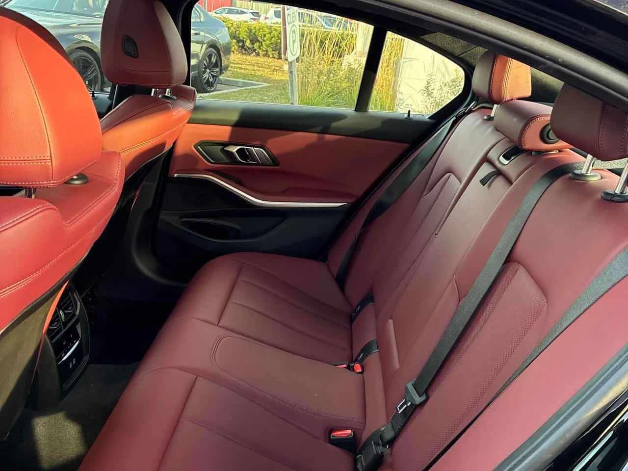 BMW 330 i xDrive | CARFAX | ������ ���������������� �� BMW | Mobile.bg � ����������� 13
