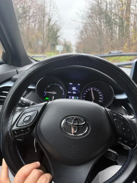 Toyota C-HR, снимка 11