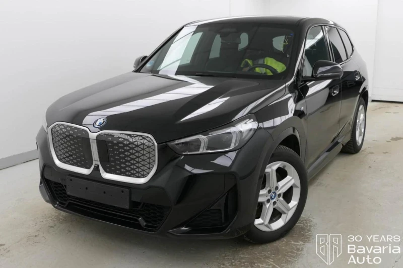 BMW iX1 30 xDrive M Sport Paket 