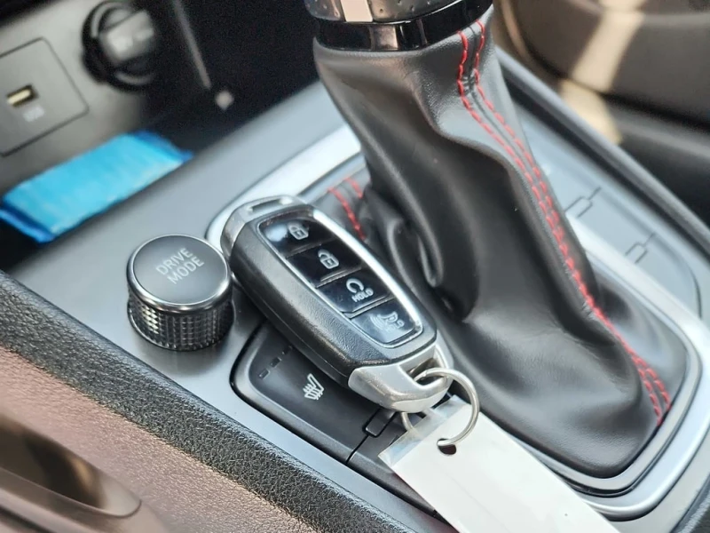 Hyundai Kona  N Line / CARFAX /HEATED SEATS/LED/KEYLESS, снимка 10 - Автомобили и джипове - 53455398