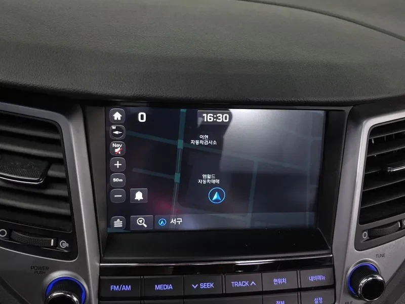 Hyundai Tucson 1.7 2Wd Modern, снимка 14 - Автомобили и джипове - 55884640