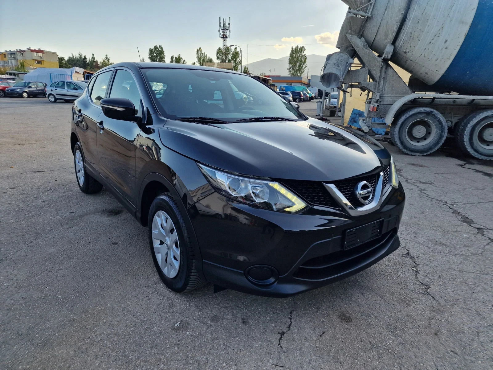 Nissan Qashqai 1.5dci 165000км! - изображение 3