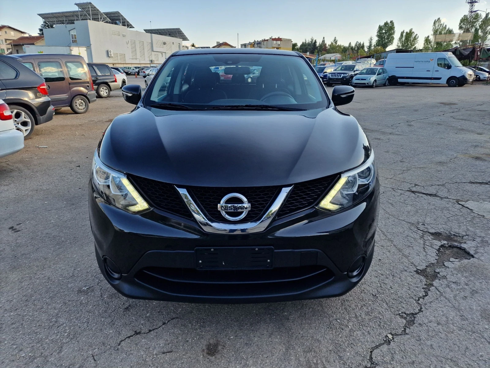 Nissan Qashqai 1.5dci 165000км! - изображение 2