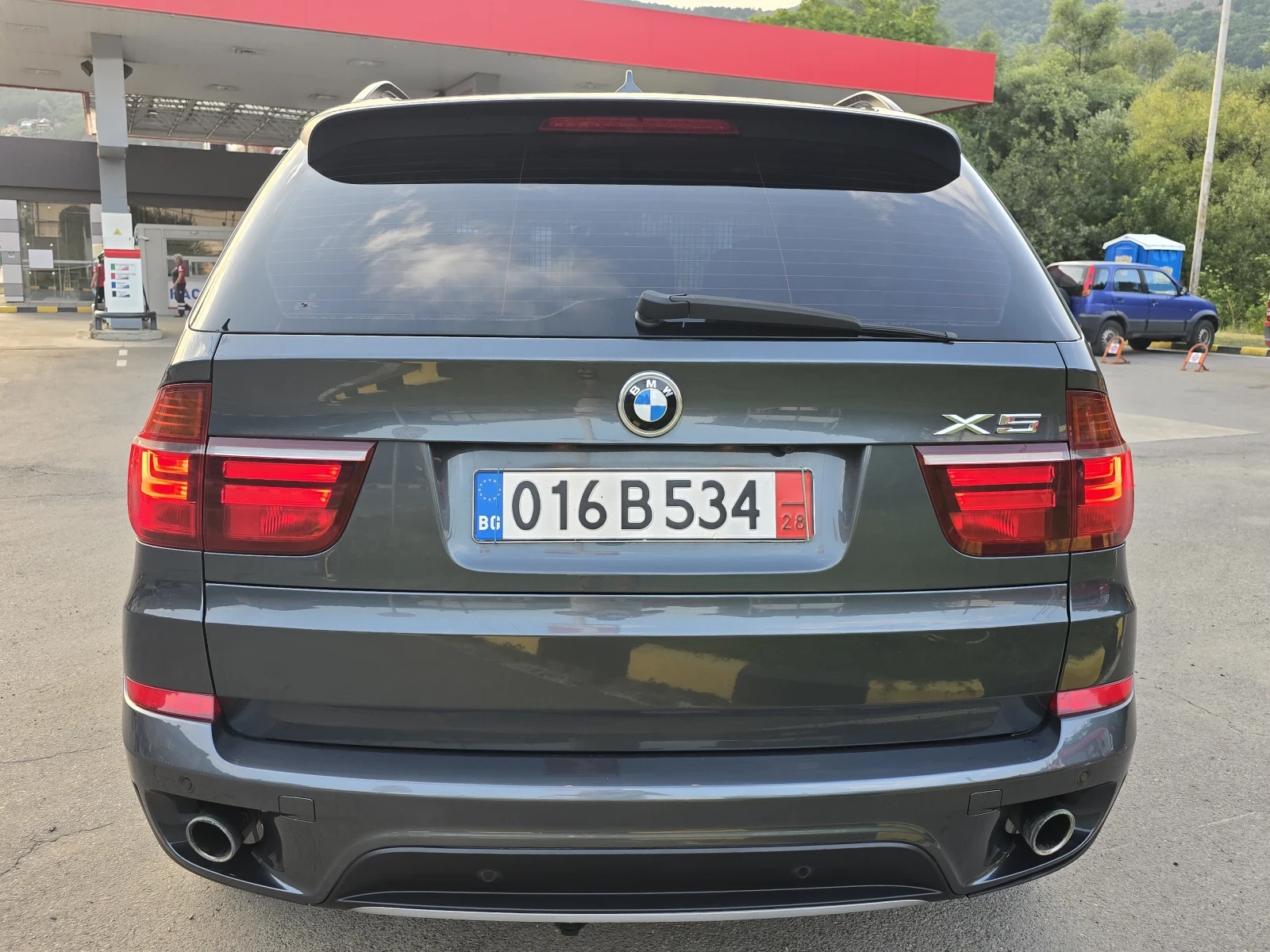 BMW X5 Топ състояние колата напълно обслужена - изображение 5