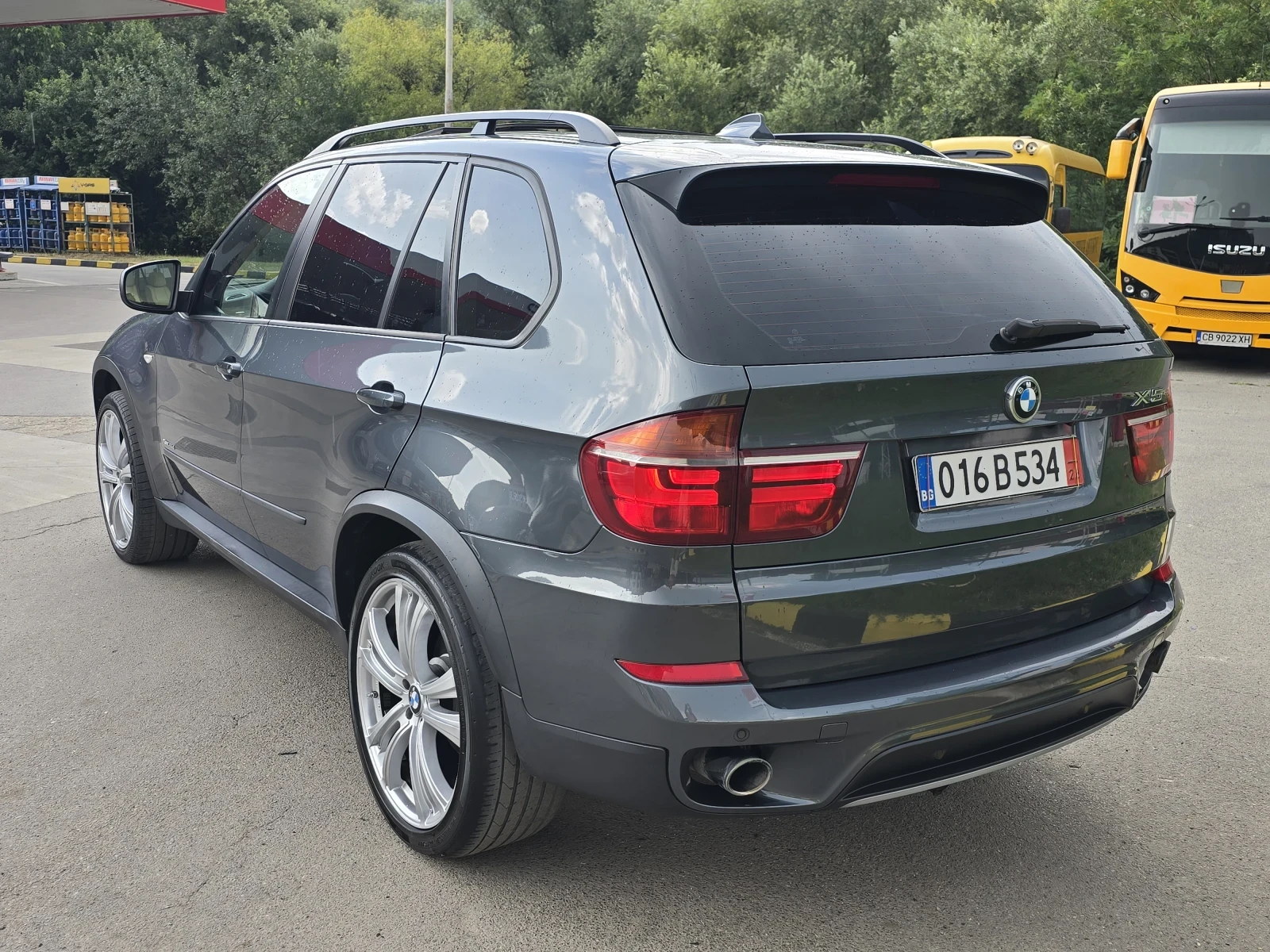 BMW X5 Топ състояние колата напълно обслужена - изображение 6