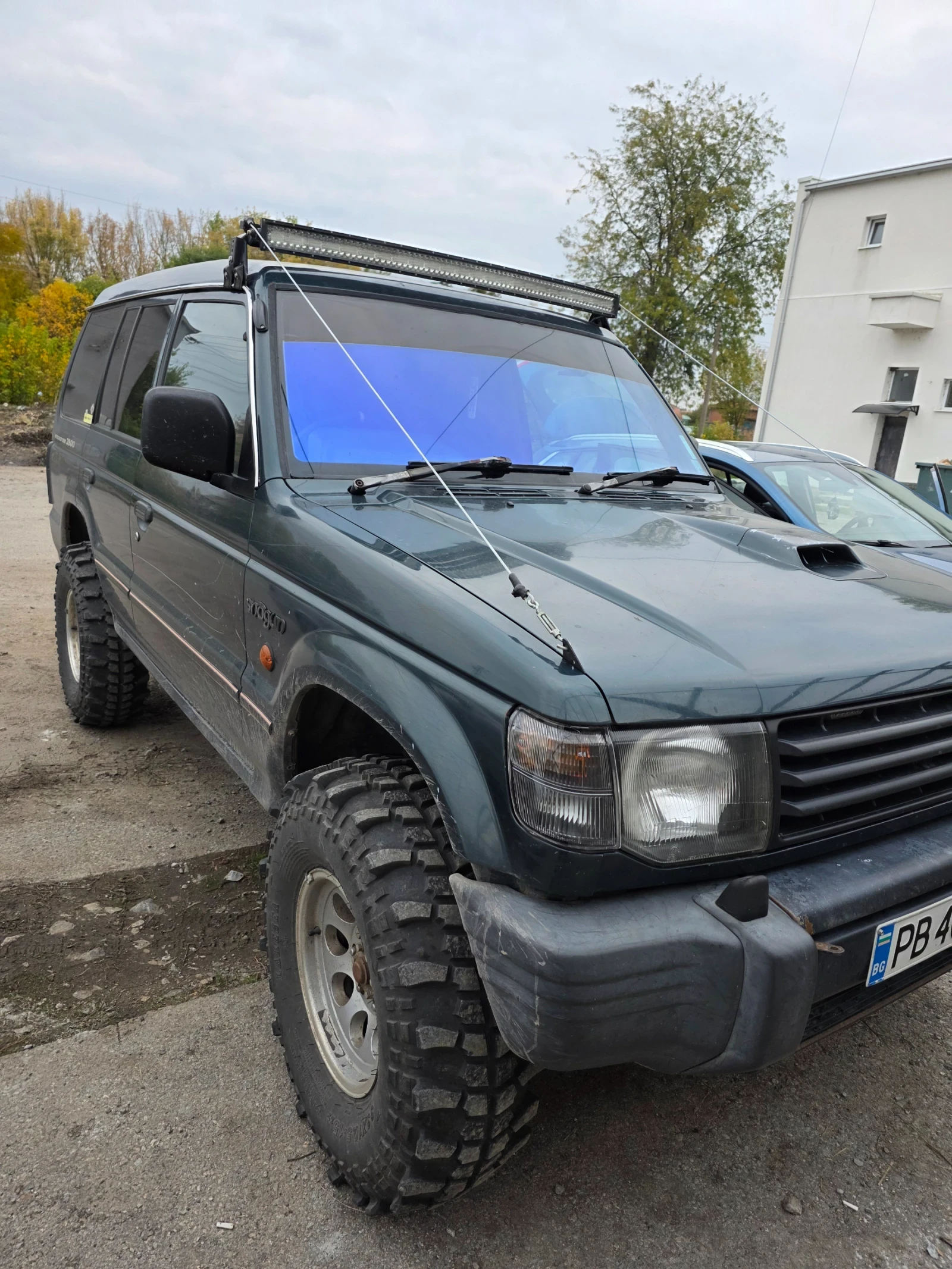 Mitsubishi Pajero 2.8 - изображение 7