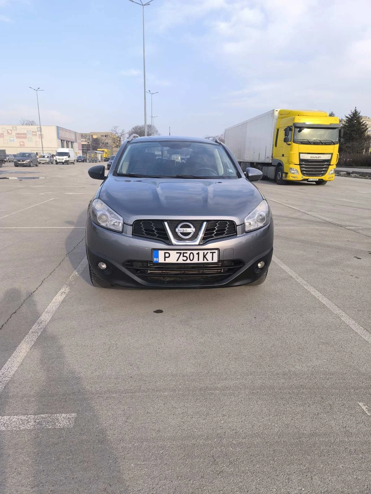 Nissan Qashqai, снимка 2 - Автомобили и джипове - 53759676