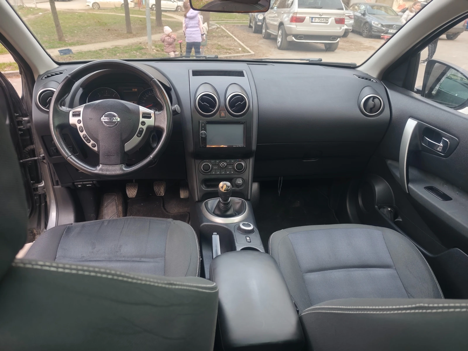 Nissan Qashqai, снимка 10 - Автомобили и джипове - 53759676