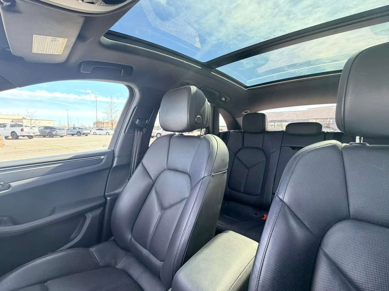 Porsche Macan  AWD / 360 / MATRIX / ОБДУХВАНЕ , снимка 13 - Автомобили и джипове - 54356999