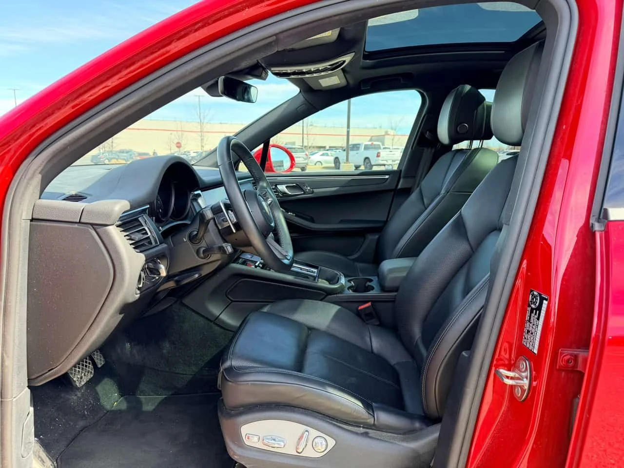 Porsche Macan  AWD / 360 / MATRIX / ОБДУХВАНЕ , снимка 5 - Автомобили и джипове - 54356999