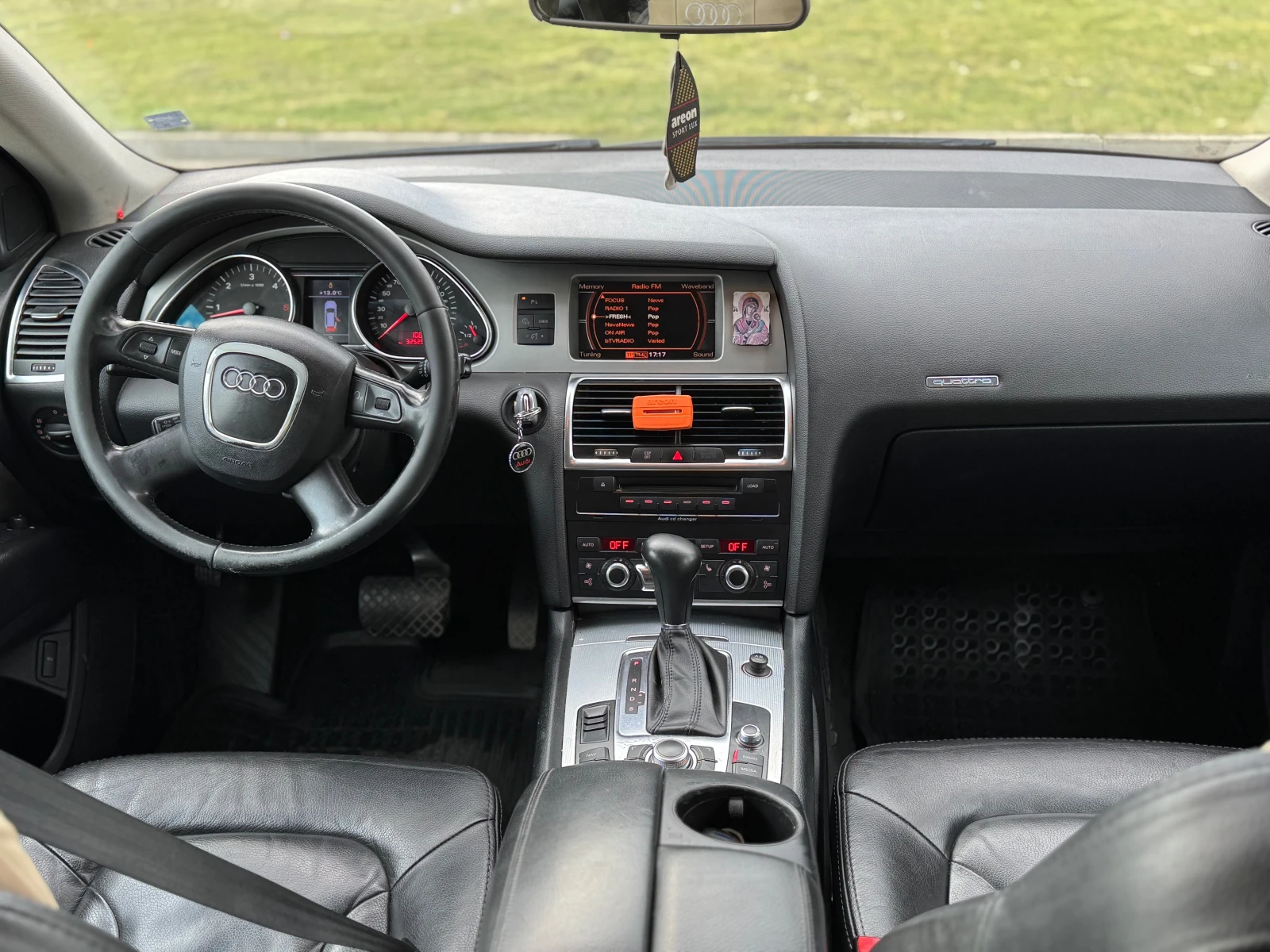 Audi Q7 3.0/TDI/DVD/Обслужен, снимка 6 - Автомобили и джипове - 54415127