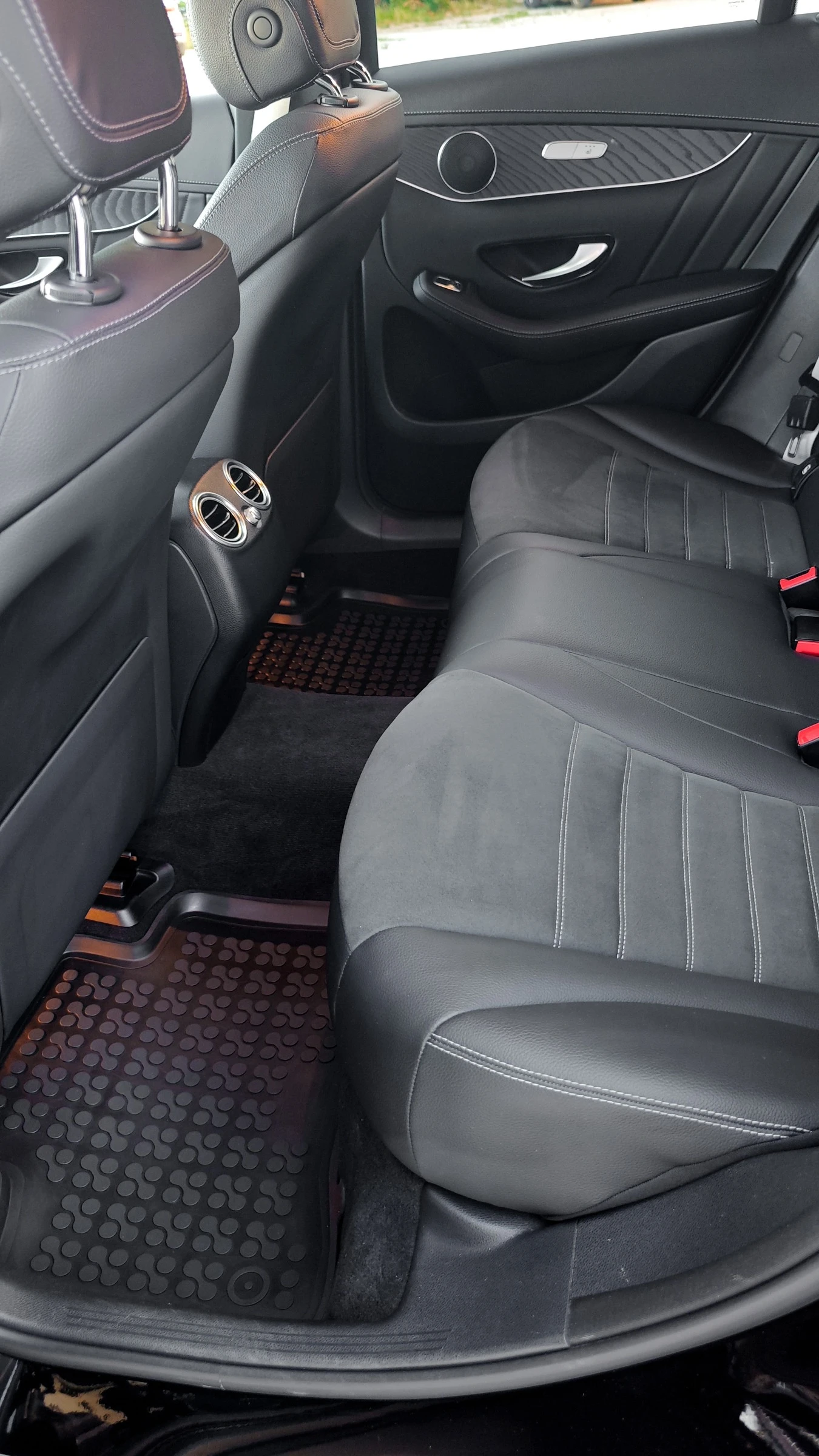 Mercedes-Benz GLC 300 4MATIC Coupe EQ Boost AMG ����� | Mobile.bg � ����������� 7