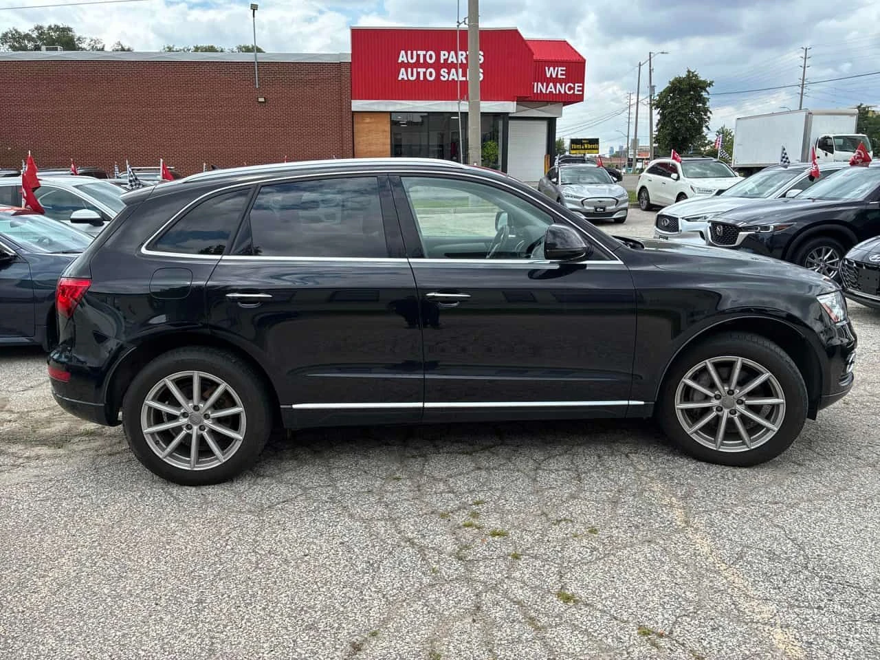 Audi Q5 | Technik | ПАНОРАМА | CARFAX | ПОДГРЕВ | , снимка 3 - Автомобили и джипове - 55614130