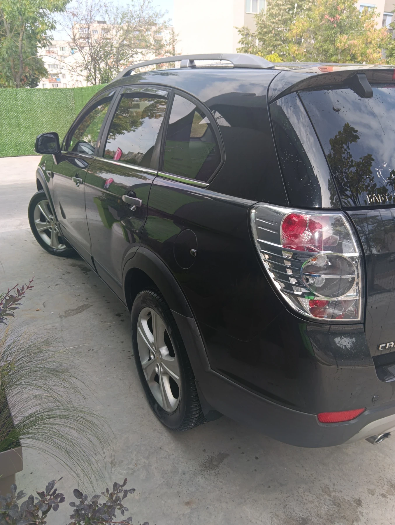 Chevrolet Captiva 2.2 CRDI, снимка 4 - Автомобили и джипове - 56113903