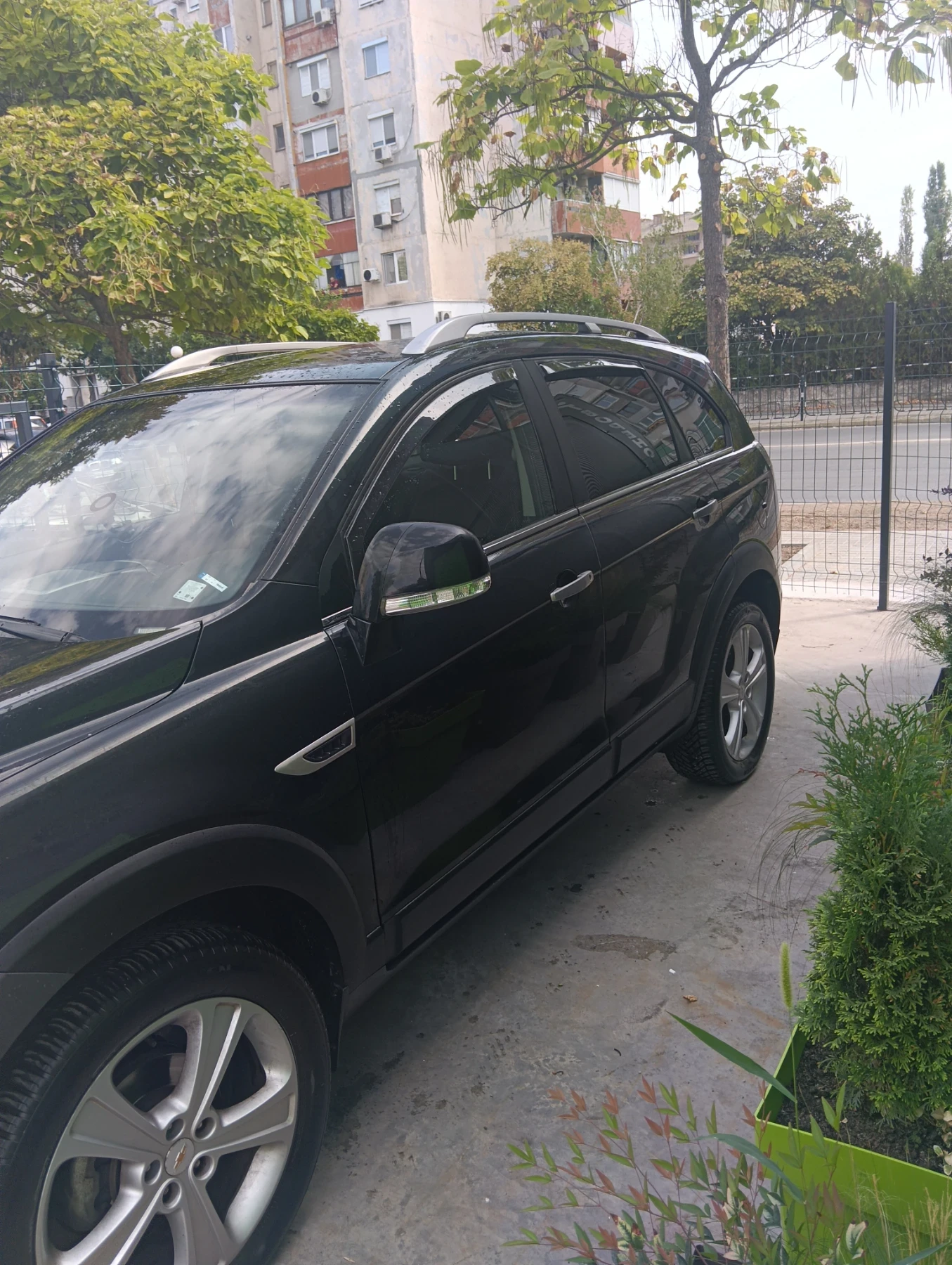 Chevrolet Captiva 2.2 CRDI, снимка 3 - Автомобили и джипове - 56113903