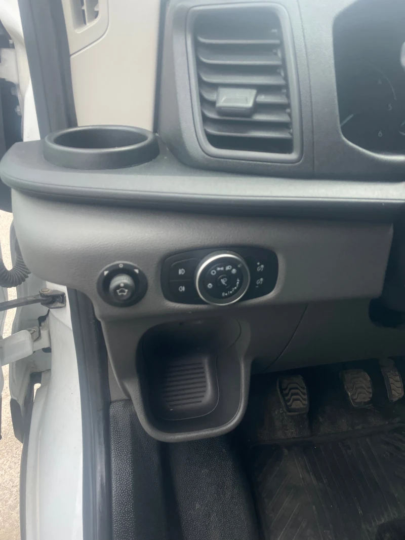 Ford Transit Trend, снимка 7 - Бусове и автобуси - 52854461