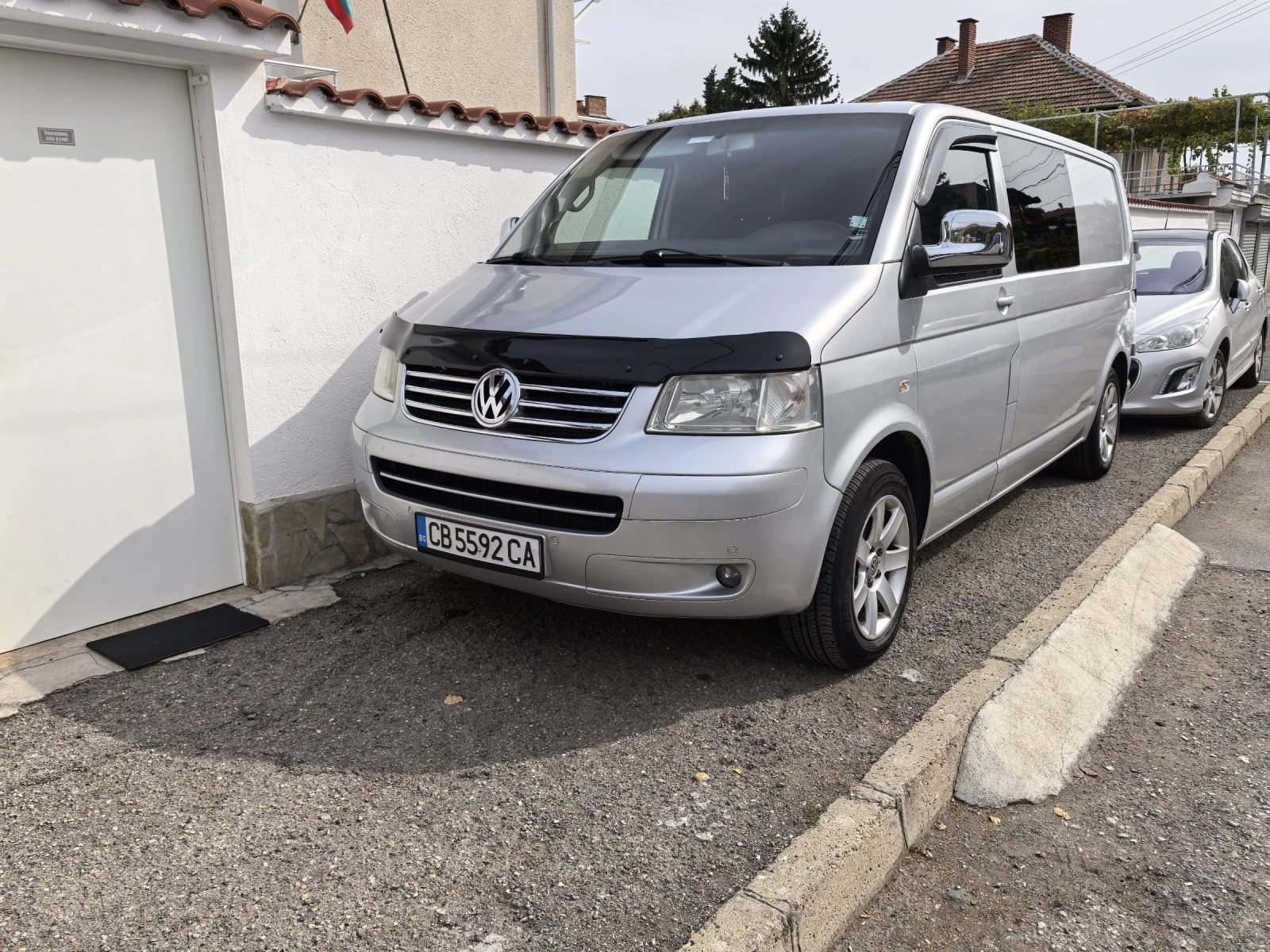 VW T5 Товаропътник Лонг 2.5 tdi - изображение 8