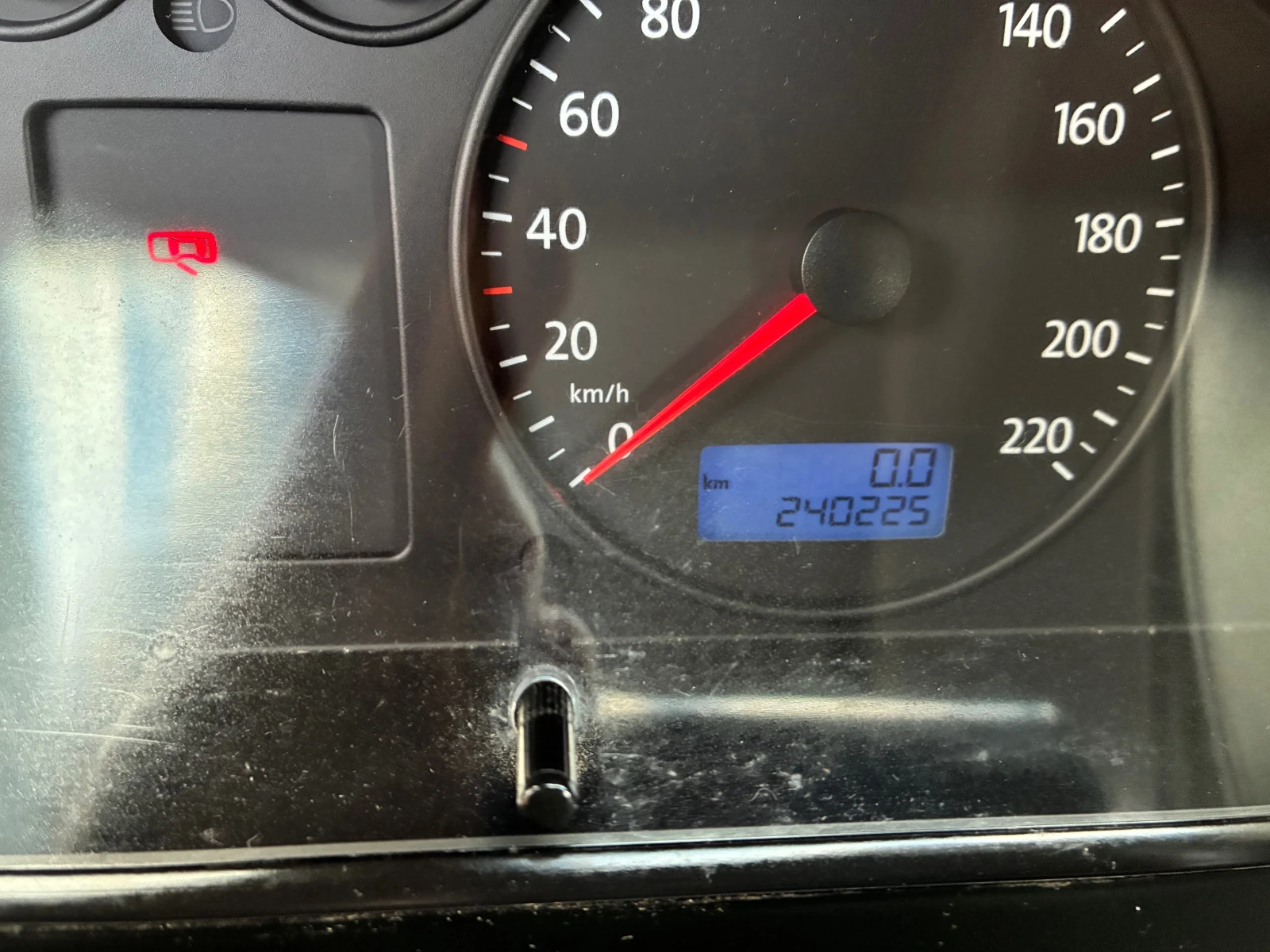 VW Transporter 1.9TDI 9места, снимка 12 - Бусове и автобуси - 54108230