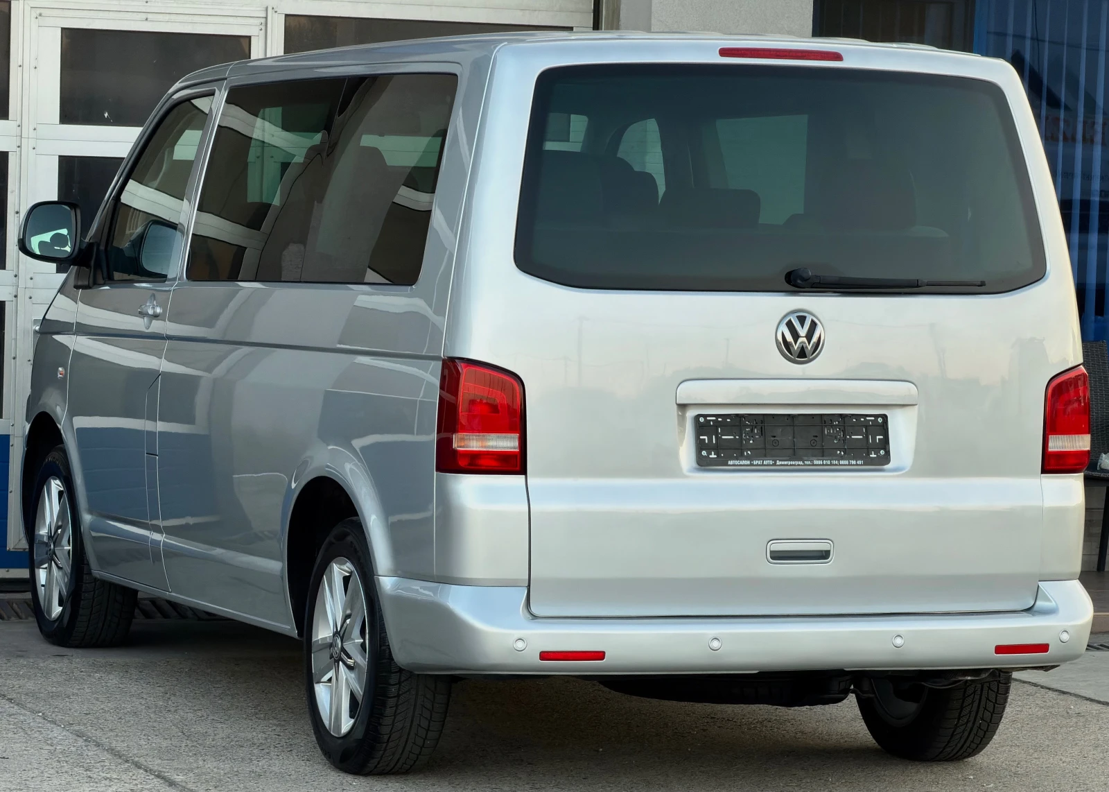 VW Multivan 2.0TDI/7МЕСТА/COMFORT-LINE/ЕВРО5B, снимка 6 - Бусове и автобуси - 56116439
