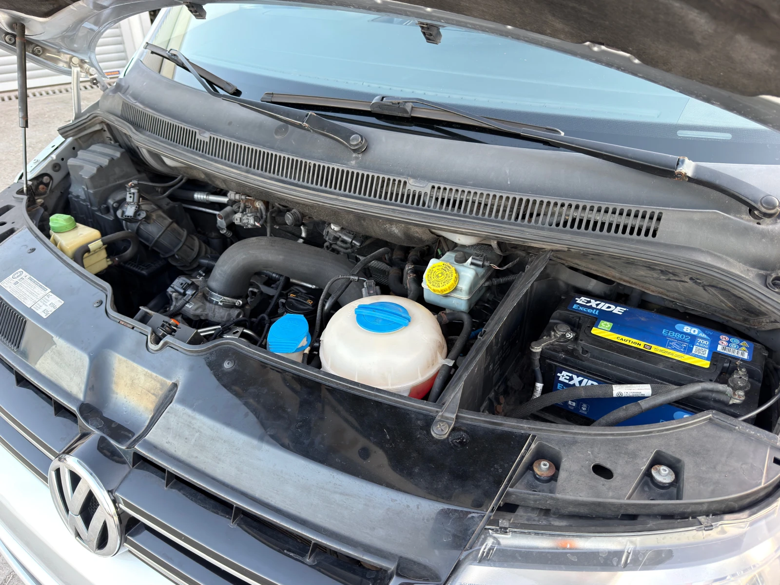 VW Multivan 2.0TDI/7МЕСТА/COMFORT-LINE/ЕВРО5B, снимка 16 - Бусове и автобуси - 56116439