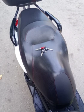 Yamaha X-max 2009 Инжекцион 250 куб.2бр., снимка 9