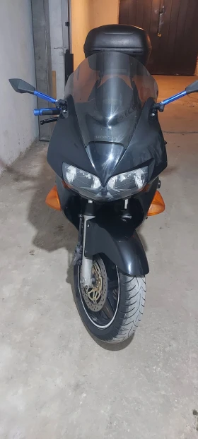     Honda Vfr 800i