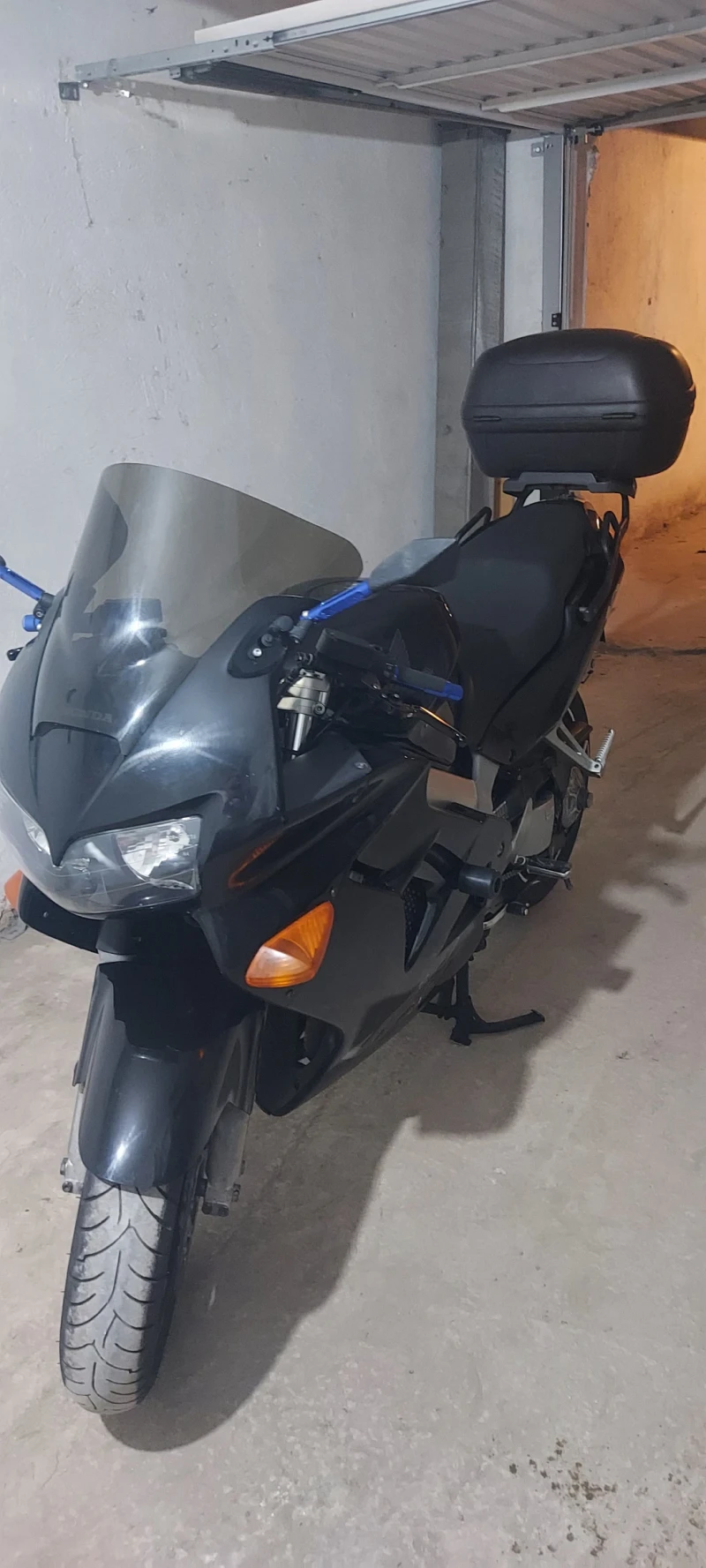 Honda Vfr 800i, снимка 5 - Мотоциклети и мототехника - 52825856