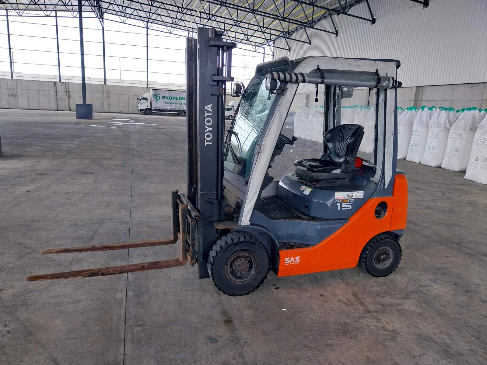 ������� Toyota 1.5� ����� | Mobile.bg � ����������� 1